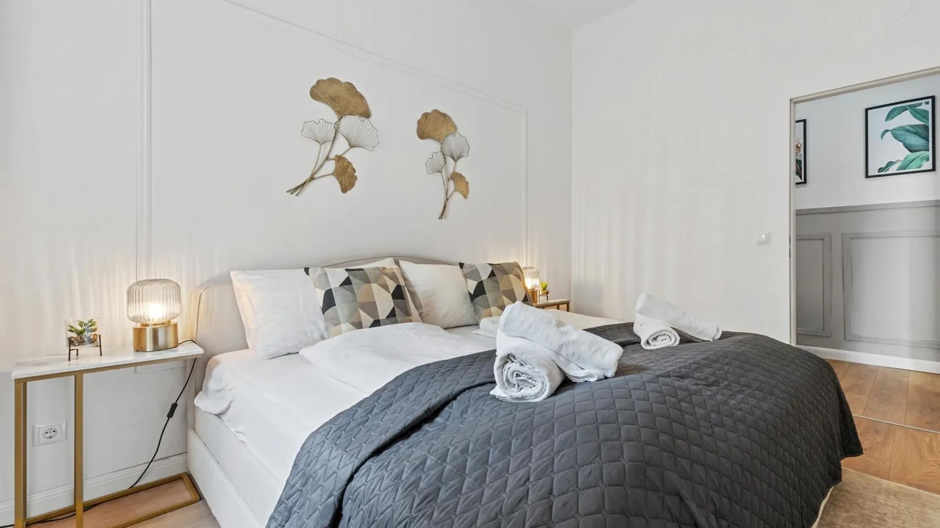 Sky9 Apartments District 18 Vienna 0*,  Austria